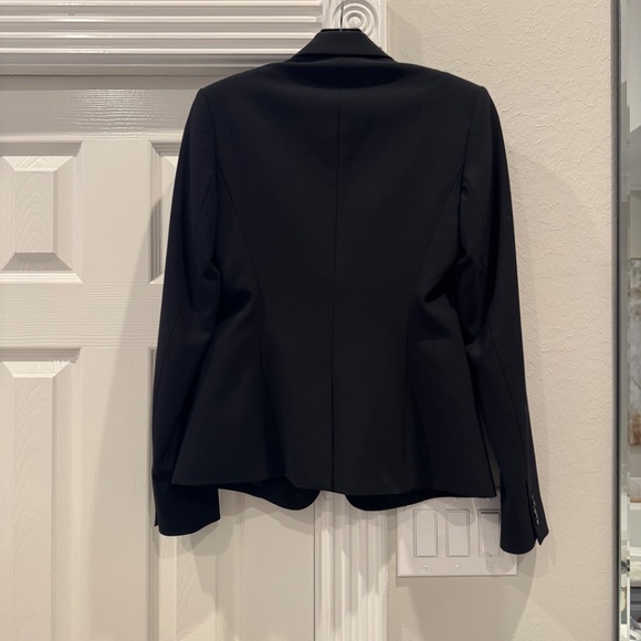 Women's Theory Black Tailored Blazer - Picture 3 of 6
